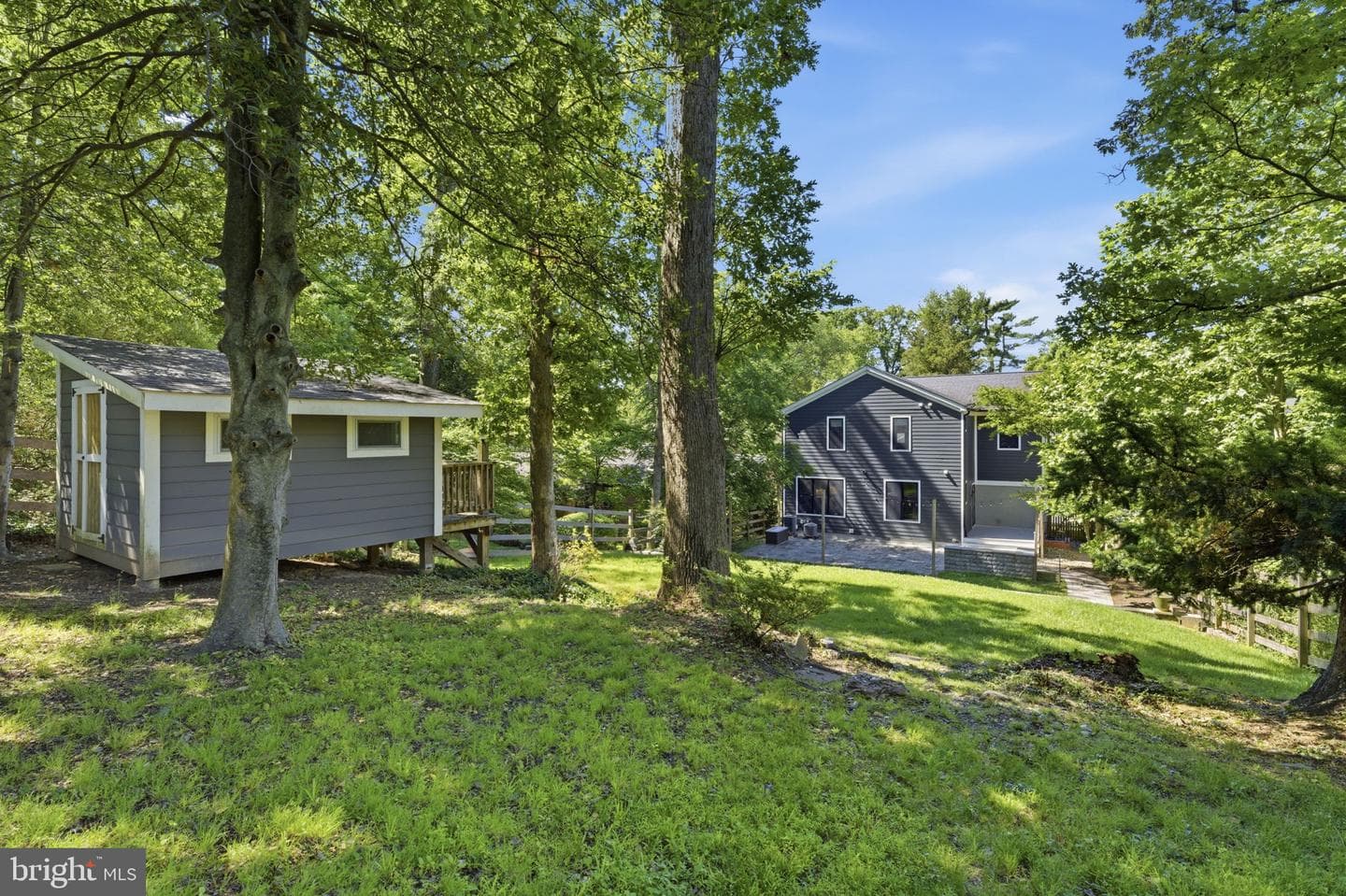 611 Mississippi Avenue photo 81