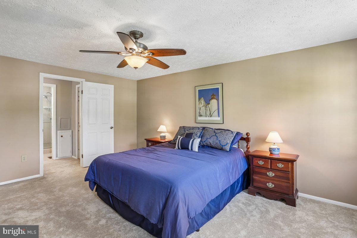 14404 Kings Grant Street photo 23
