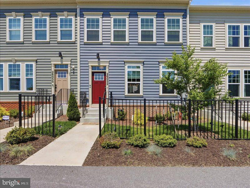 26052 Ridge Road photo 4