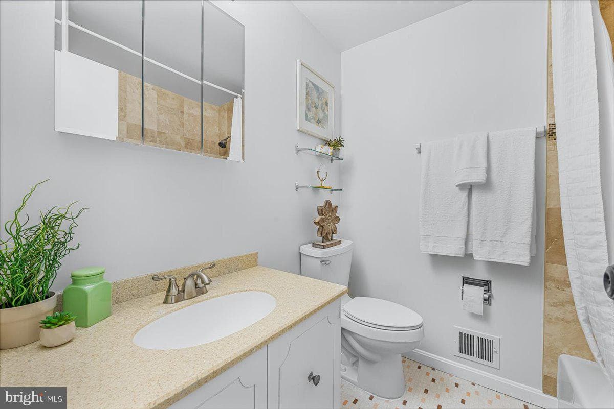 14407 Briarwood Terrace photo 14