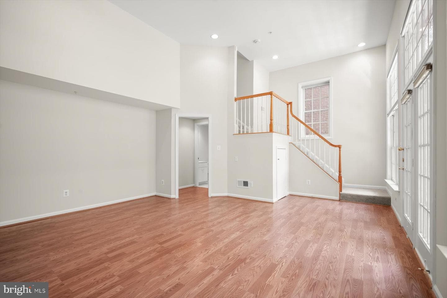 811 Oak Knoll Terrace photo 33