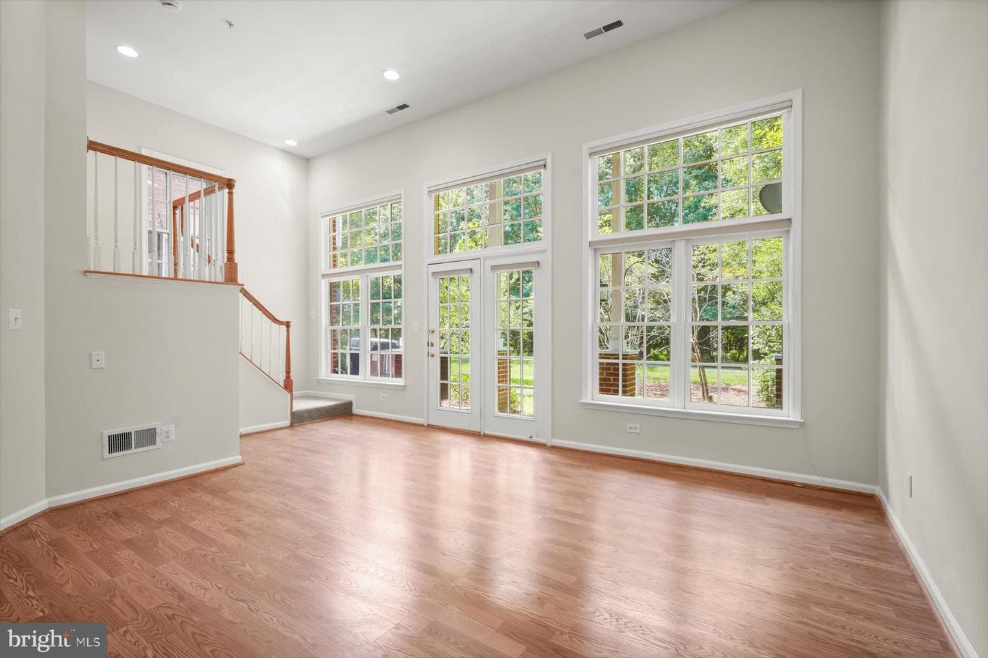 811 Oak Knoll Terrace photo 35