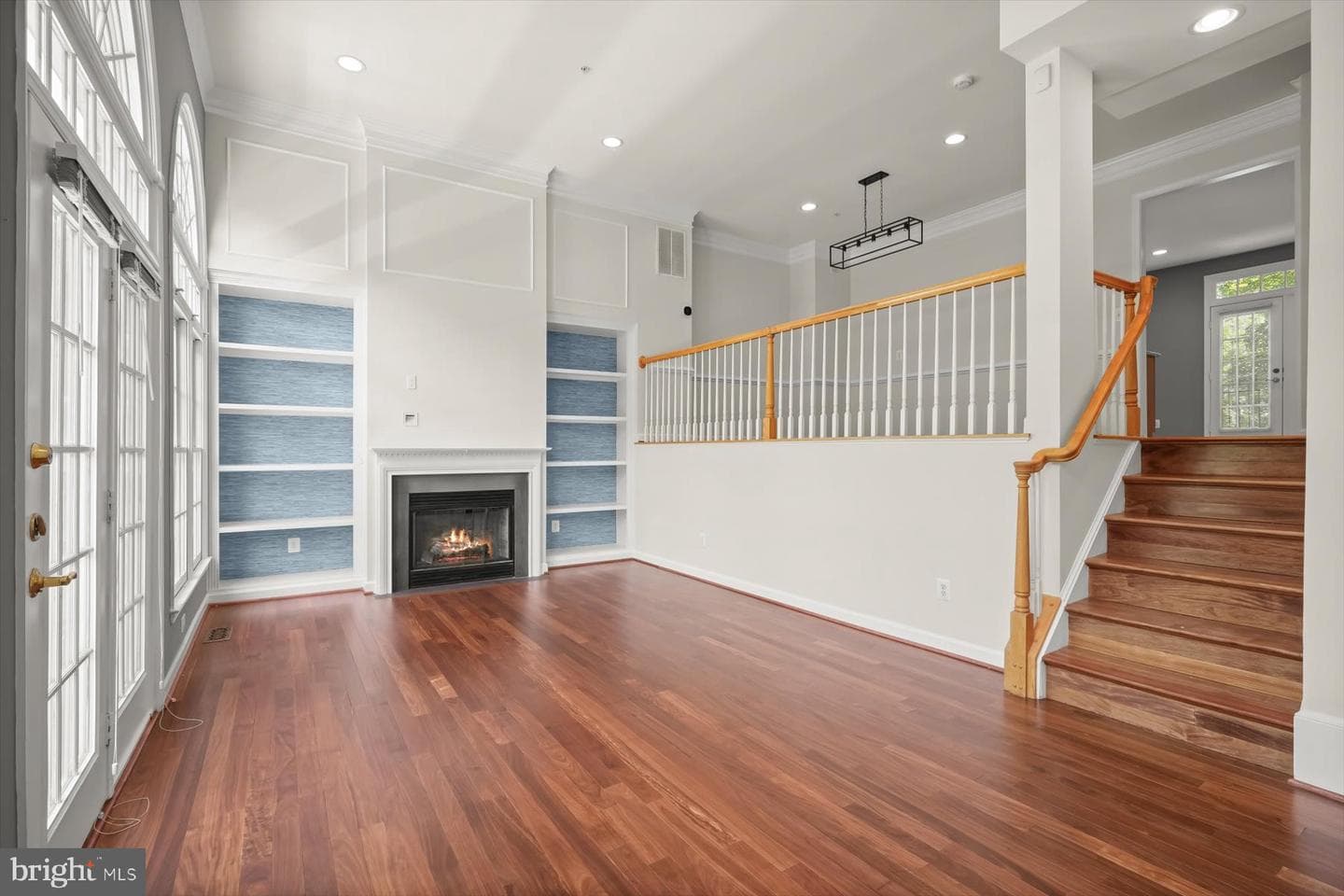811 Oak Knoll Terrace photo 9