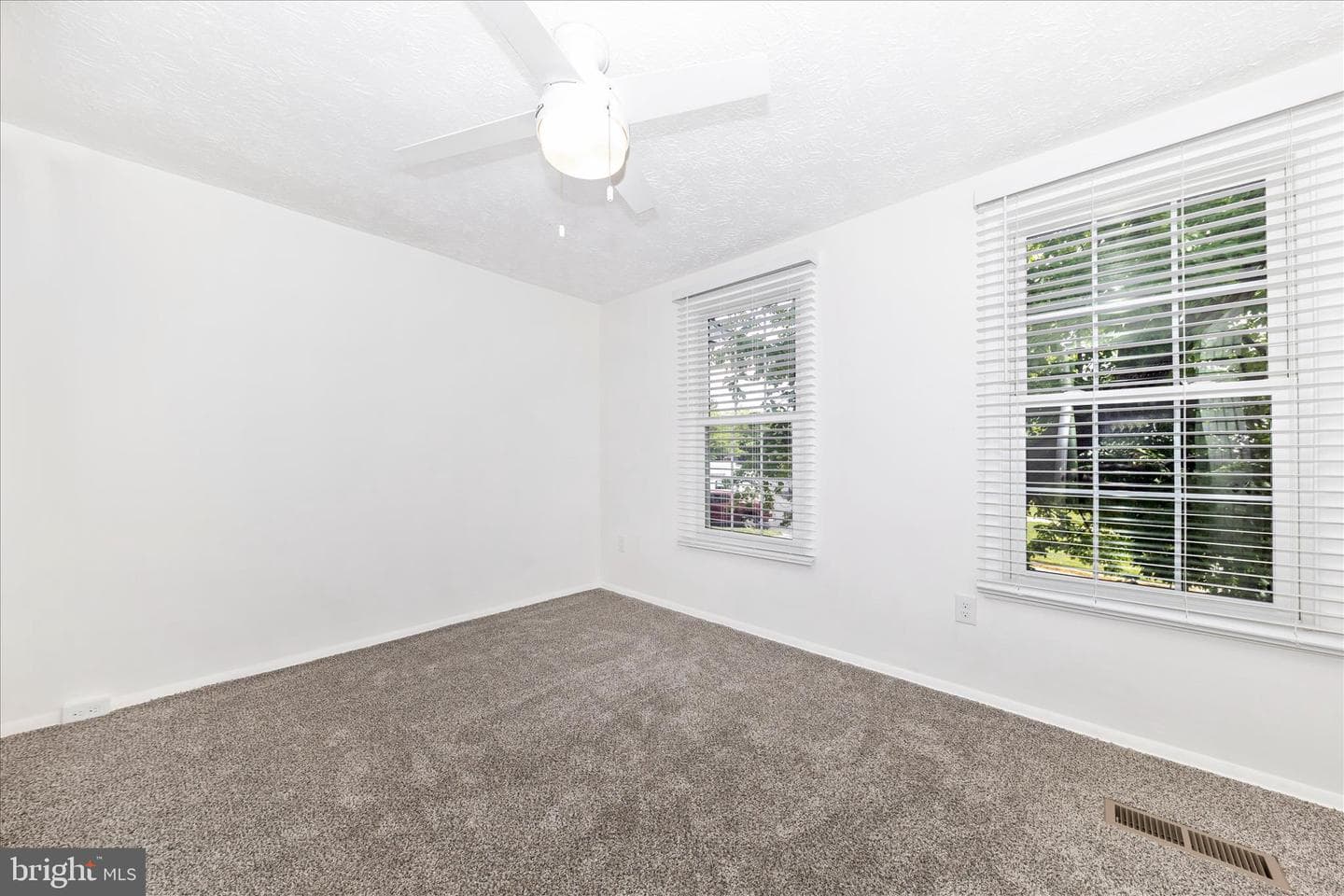 19453 Breezedale Ln photo 22