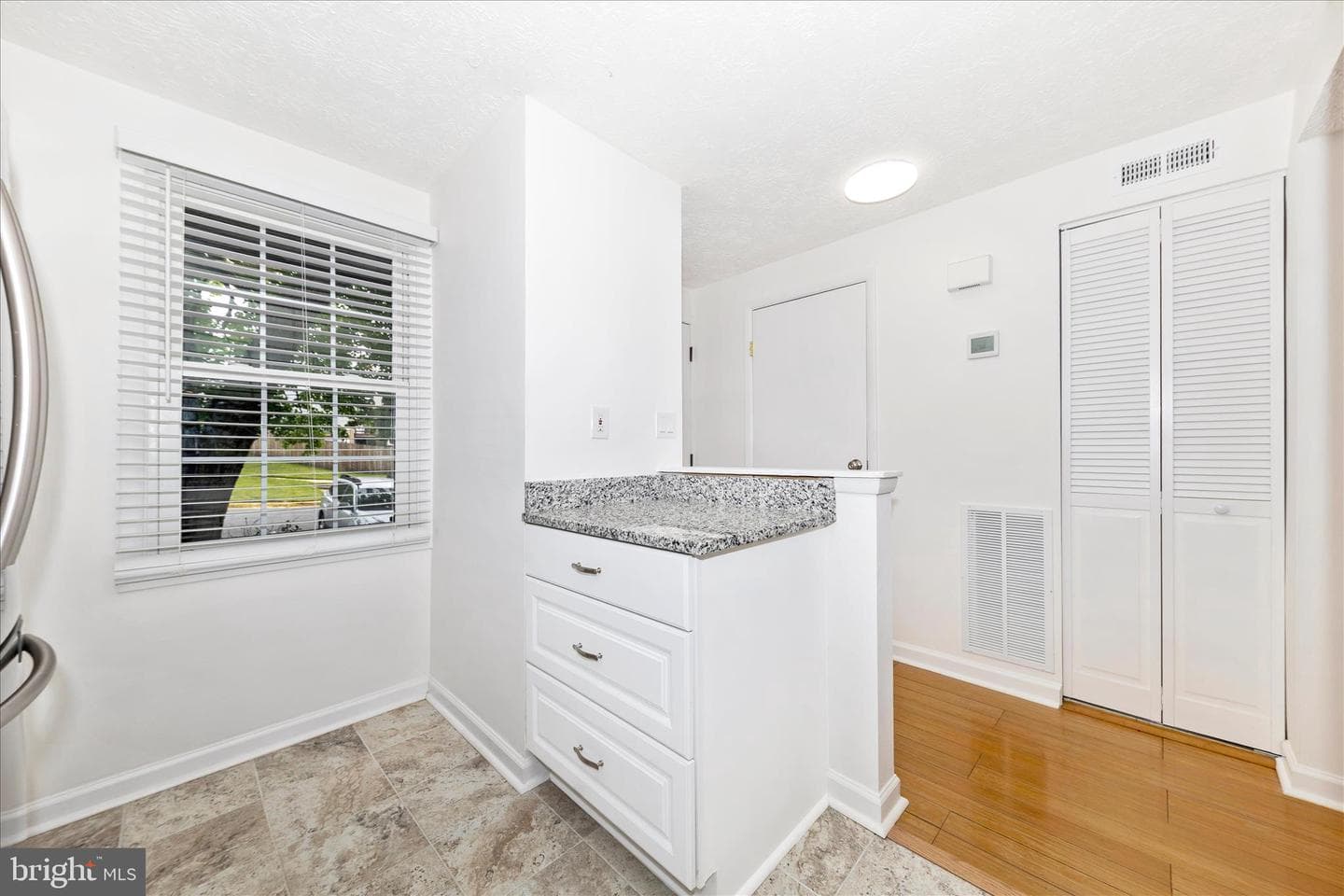 19453 Breezedale Ln photo 9