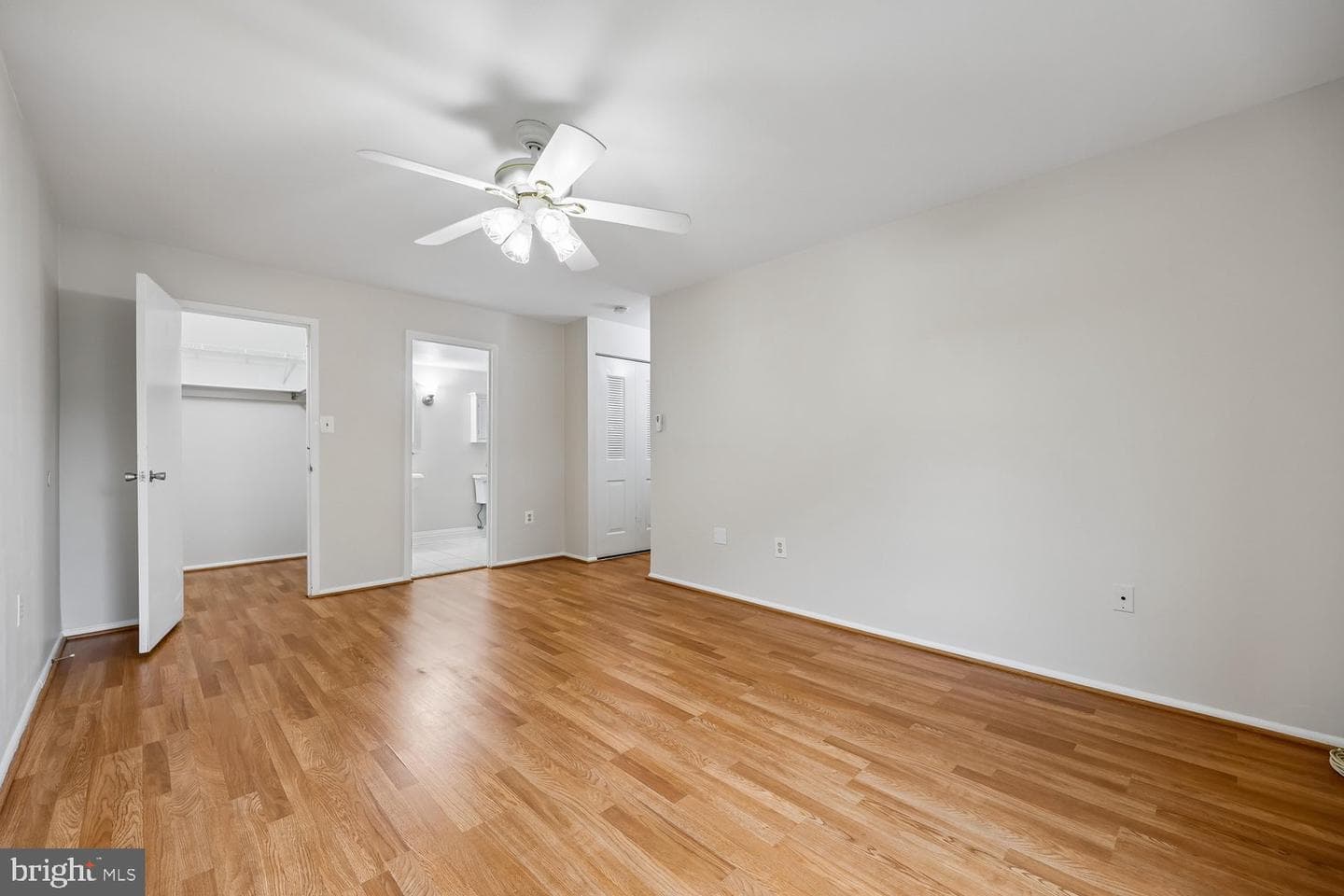 421 Christopher Avenue #14 photo 42