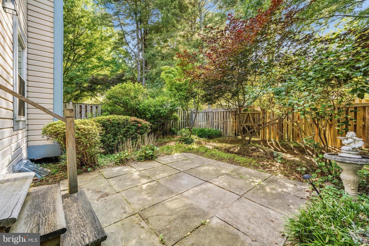 13102 Hugo Place photo 24