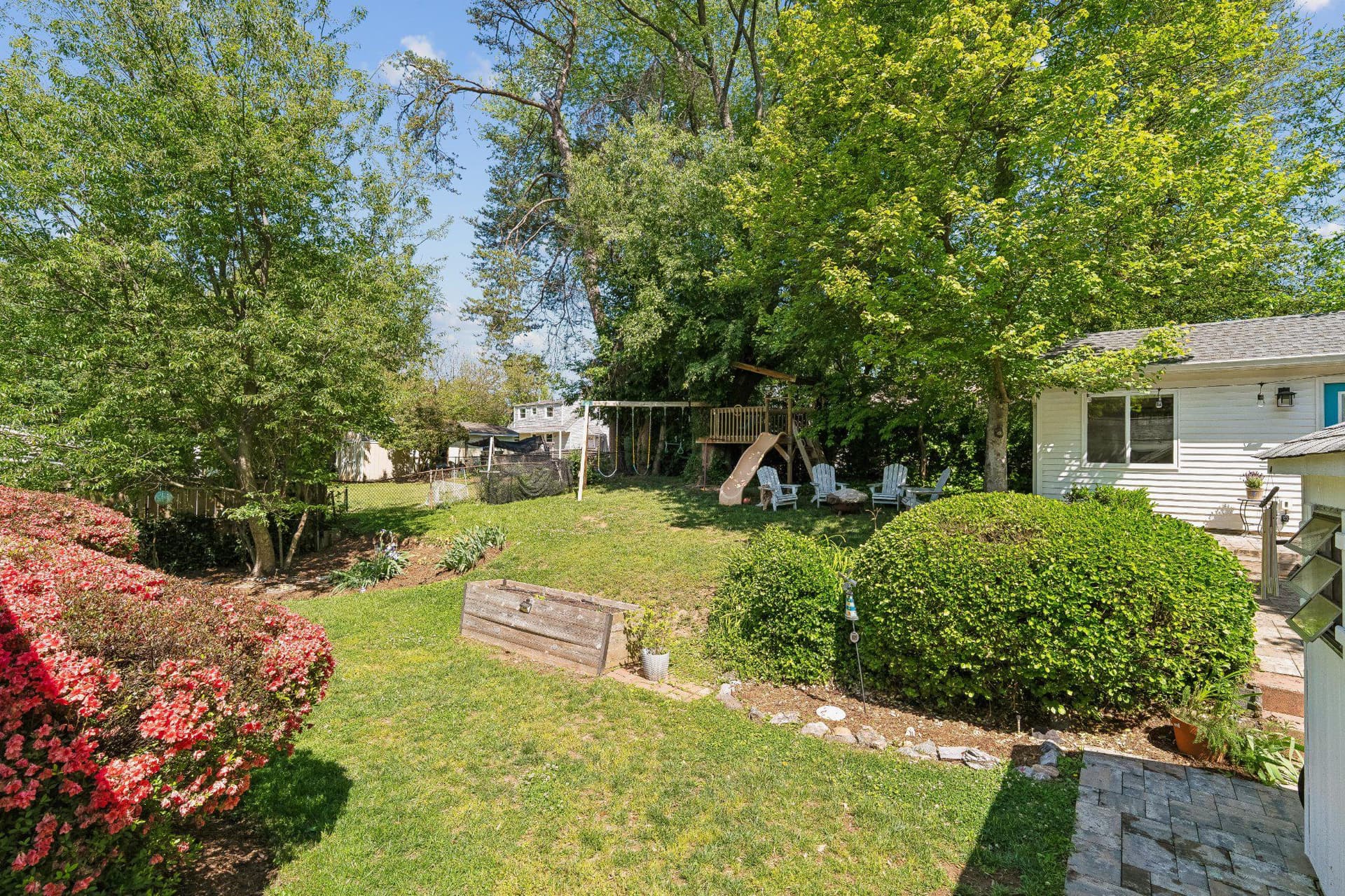 905 Robin Road photo 39