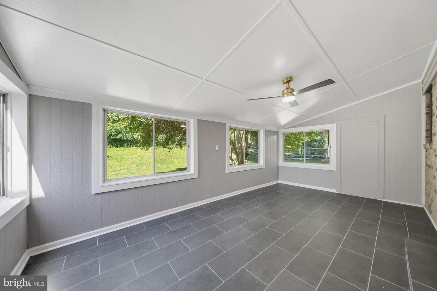 14908 Notley Road photo 9