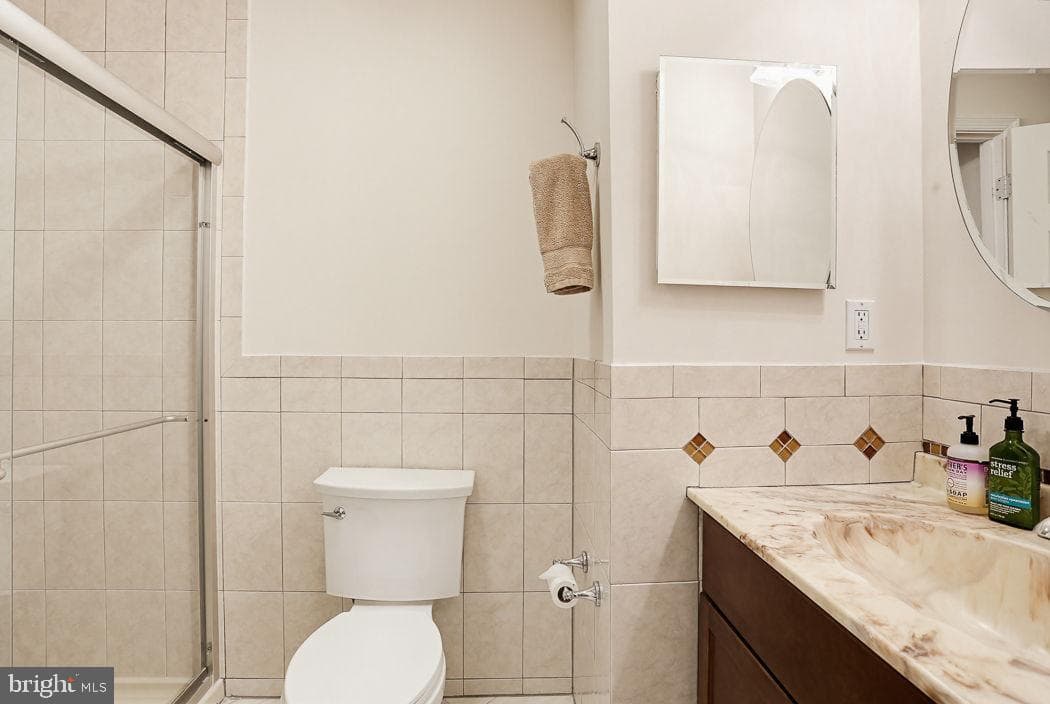 8 Bouldercrest Court photo 31