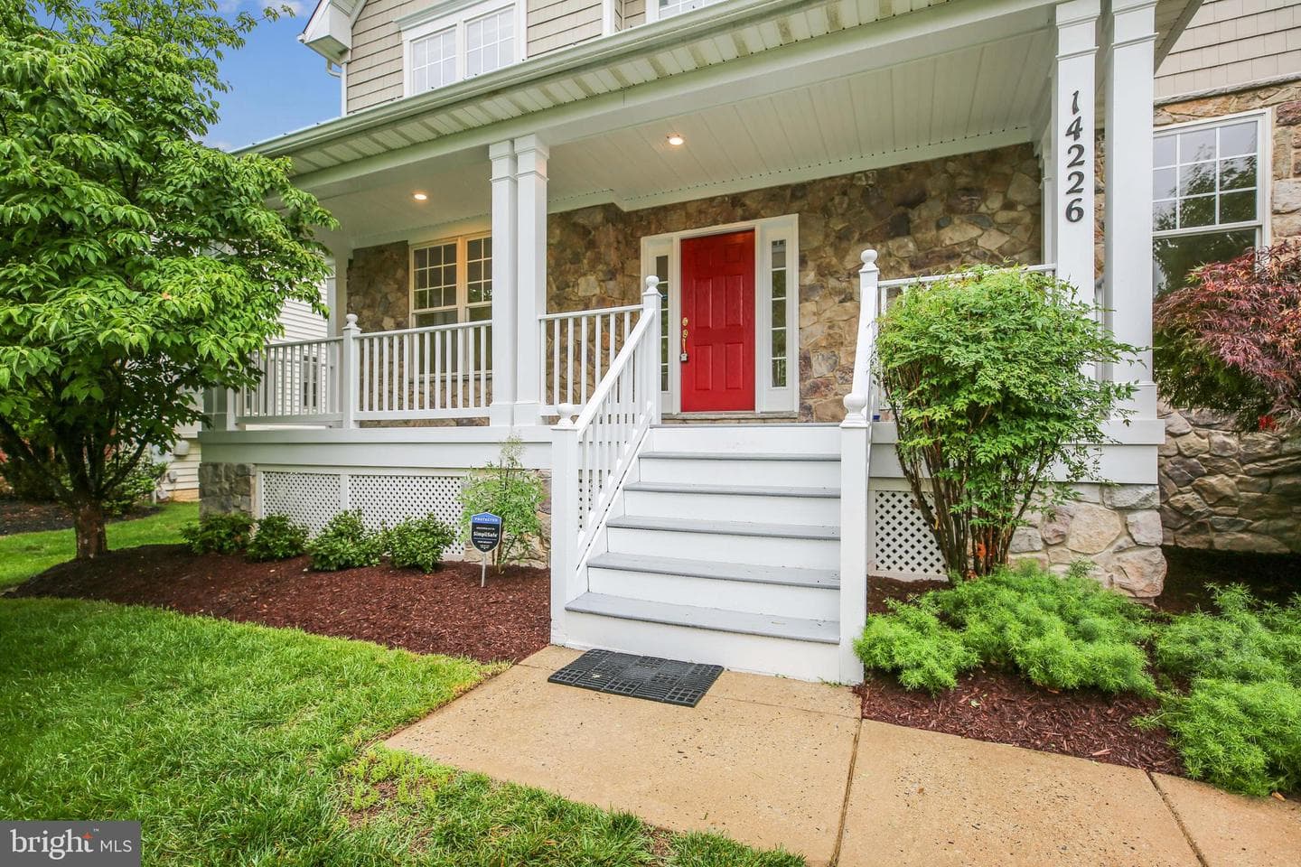 14226 Floral Park Drive photo 3