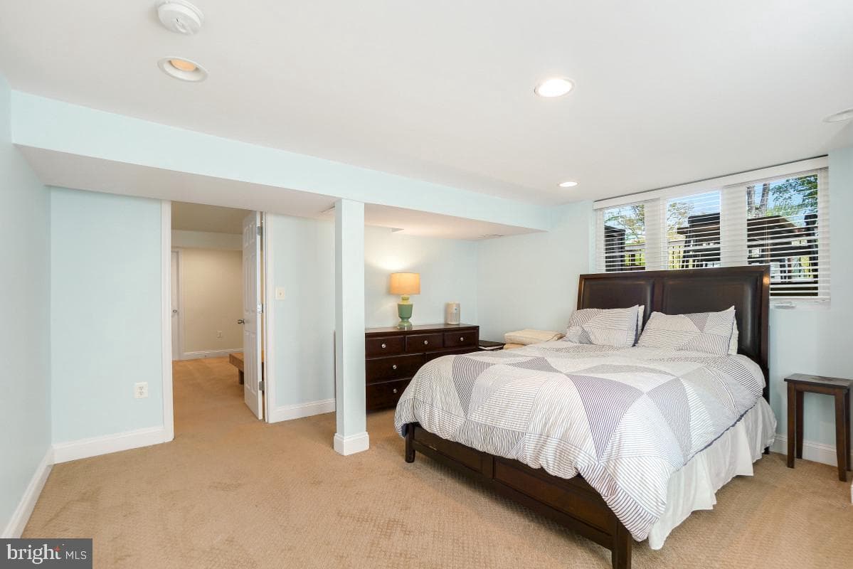 509 Philadelphia Avenue photo 27