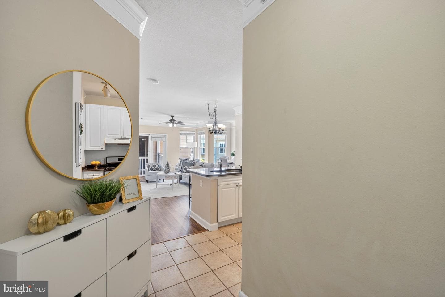 501 Hungerford Dr # 430 photo 2
