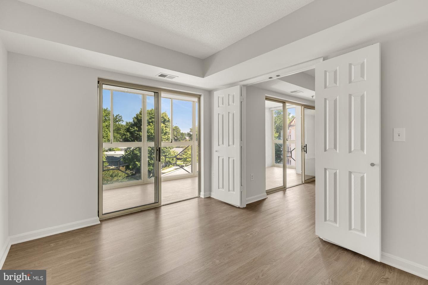 14805 Pennfield Circle #309 photo 13