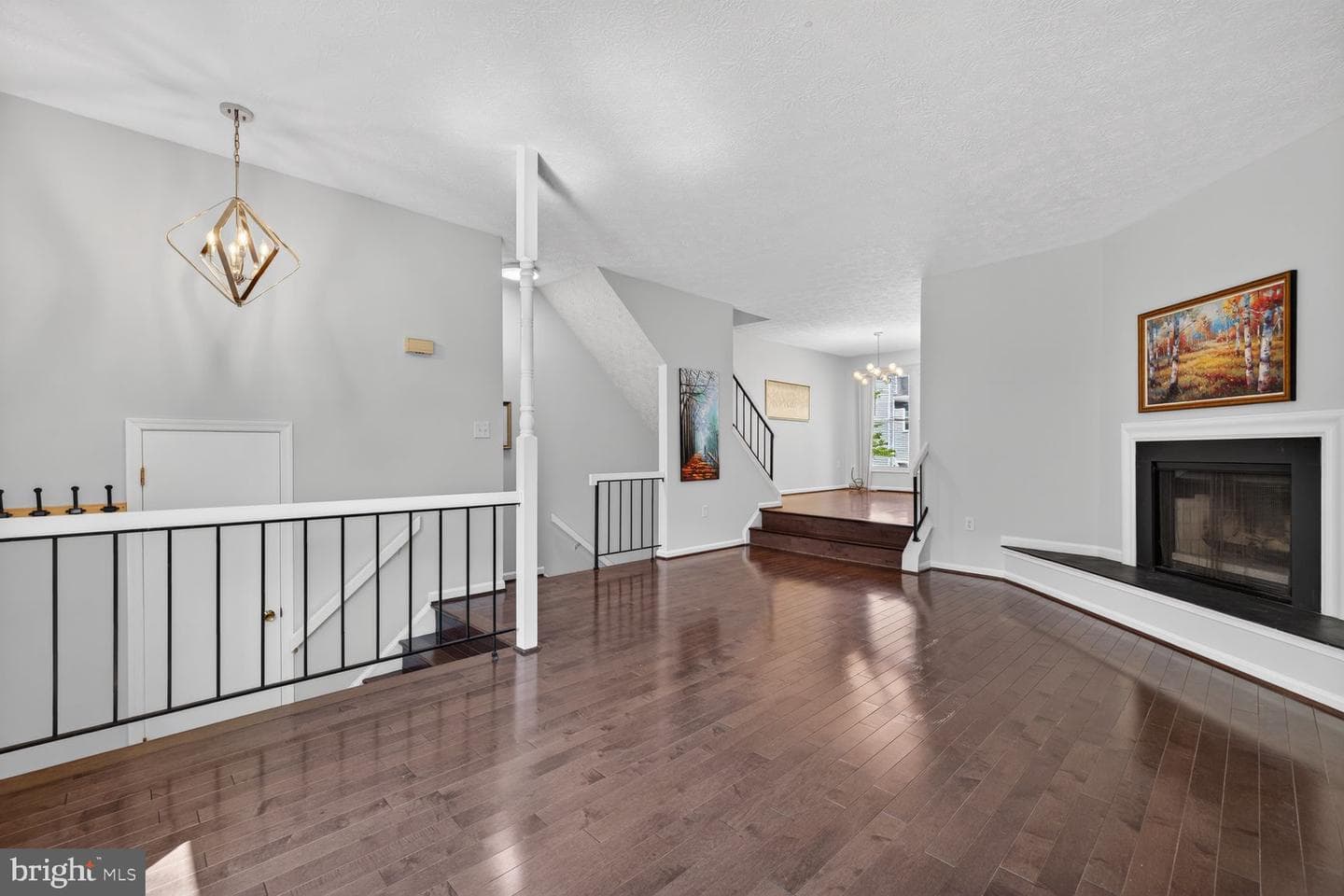 805 Bayridge Drive photo 3