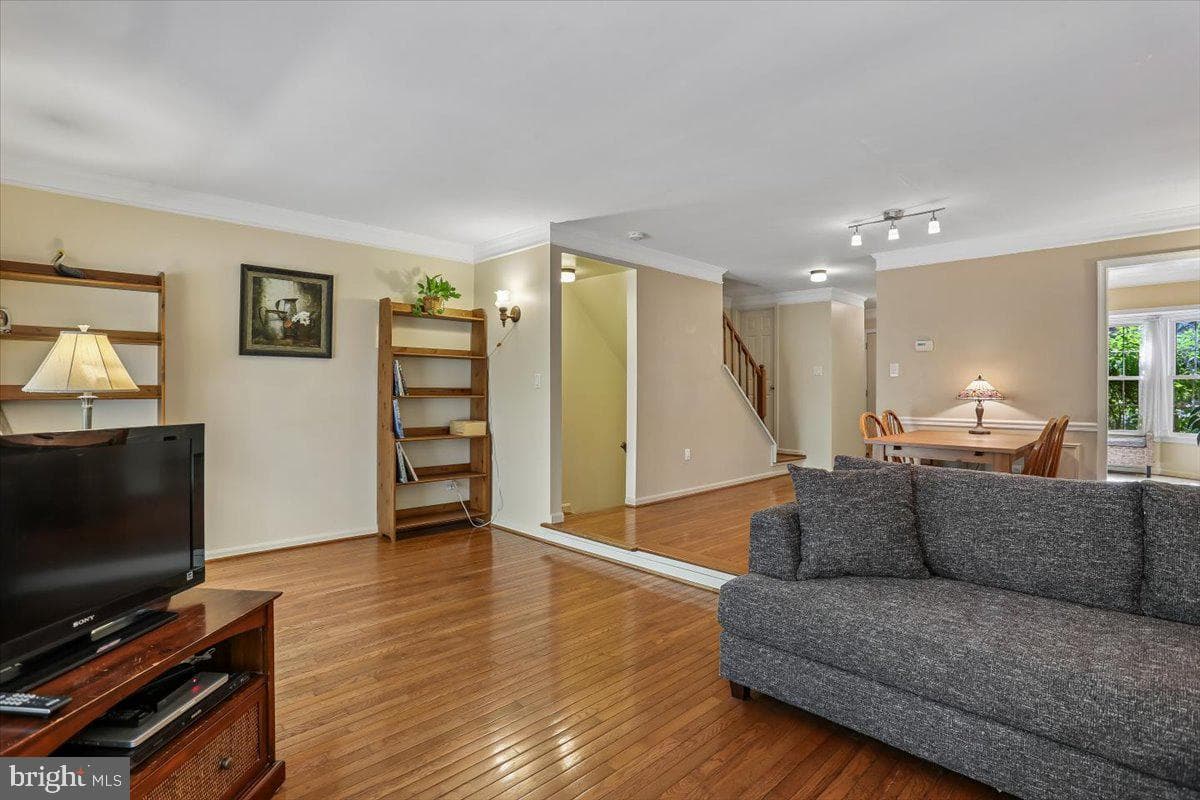 2459 Mccormick Road photo 15