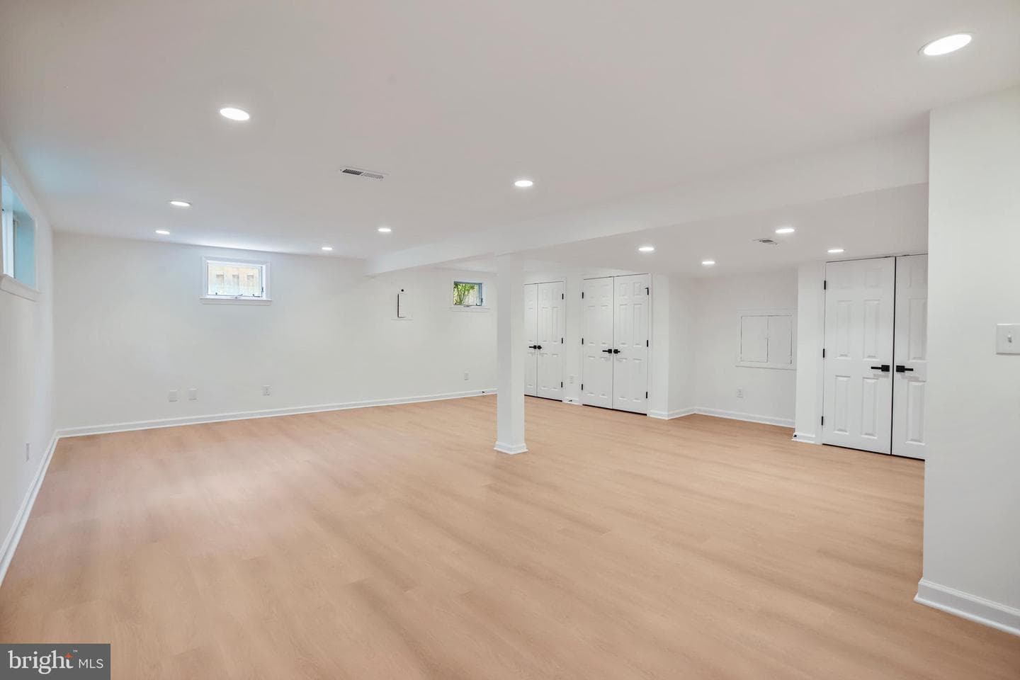 8417 Farrell Drive photo 32