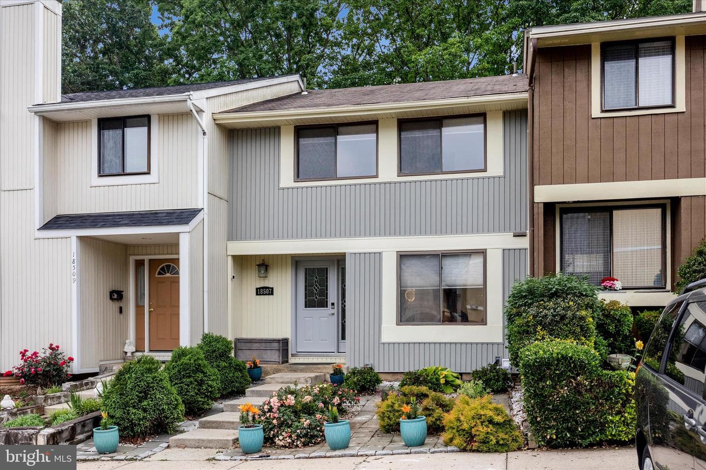 18507 Eagles Roost Drive photo 1
