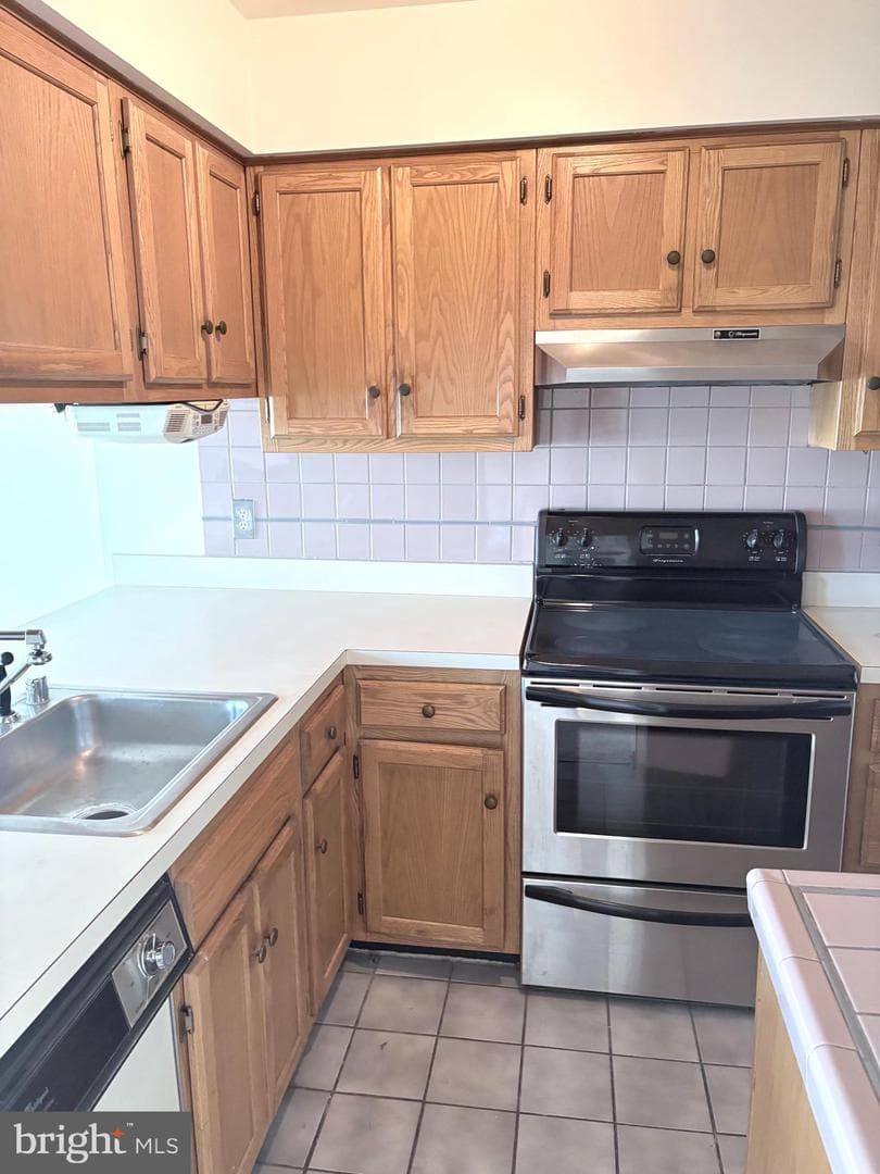 9711 Lake Shore Drive photo 5
