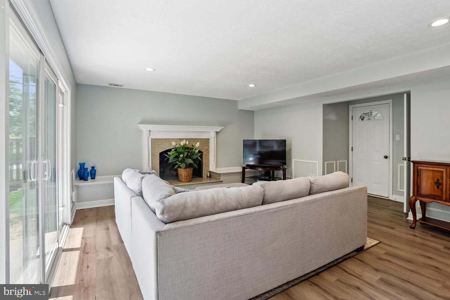 12007 Titian Way photo 24