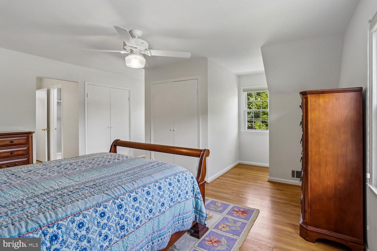12007 Titian Way photo 32