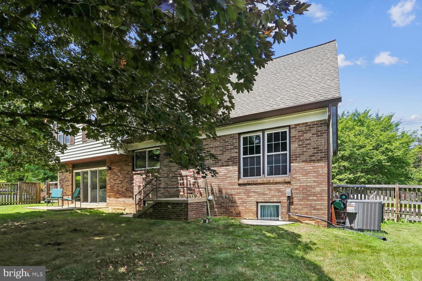 12007 Titian Way photo 4