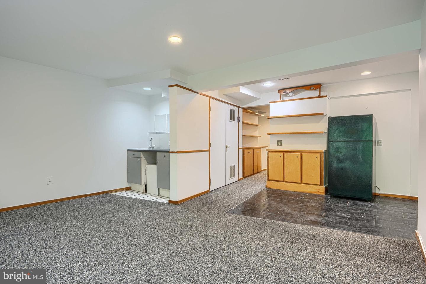9 Long Green Court photo 42