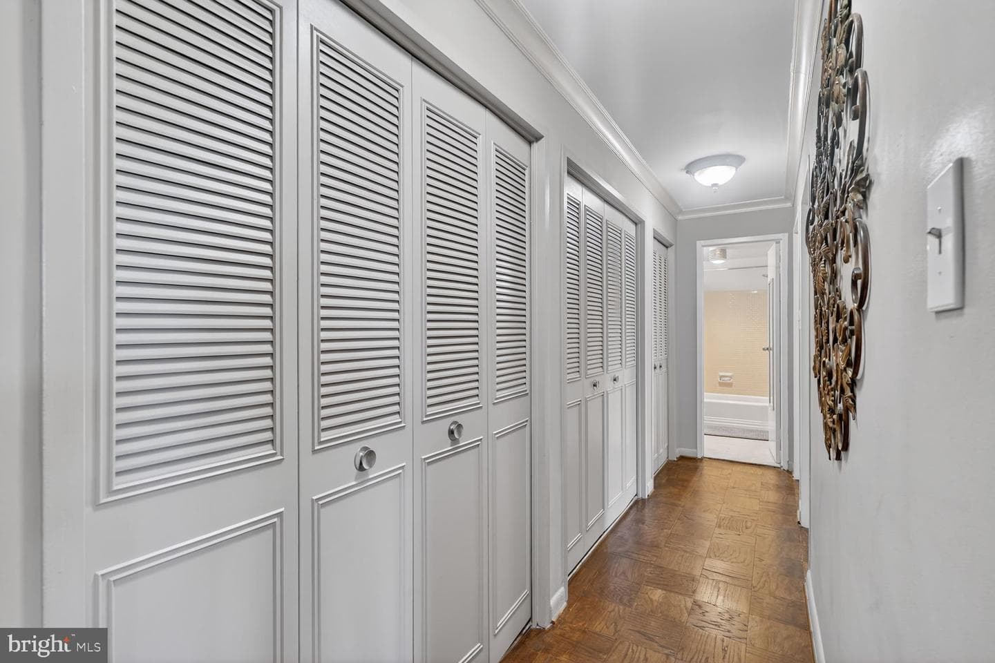 10201 Grosvenor Place #720 photo 15