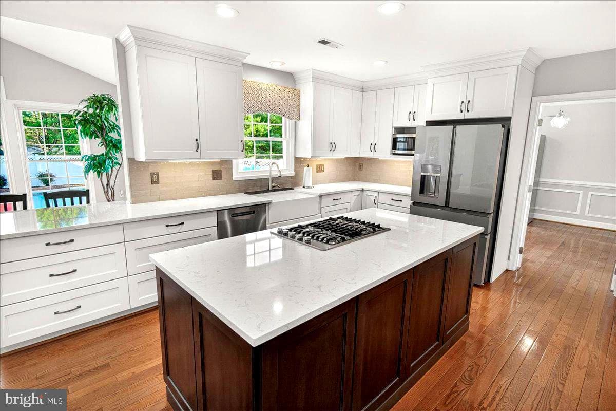 19629 Selby Avenue photo 35