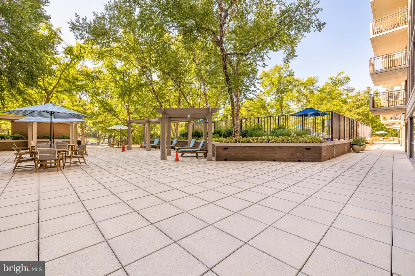 4620 N Park Avenue #1211e photo 30