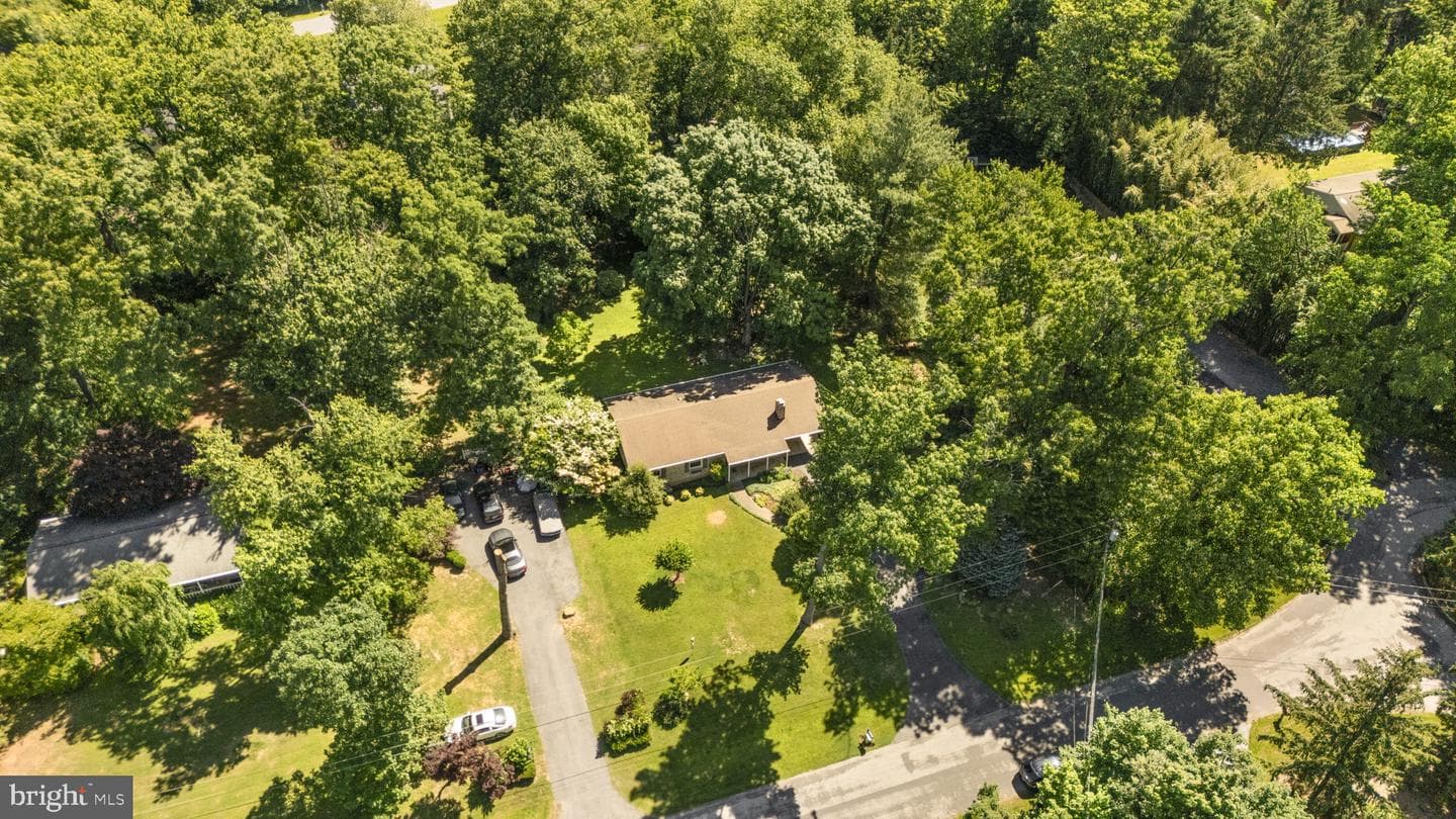 22809 Clarkbrooke Drive photo 33