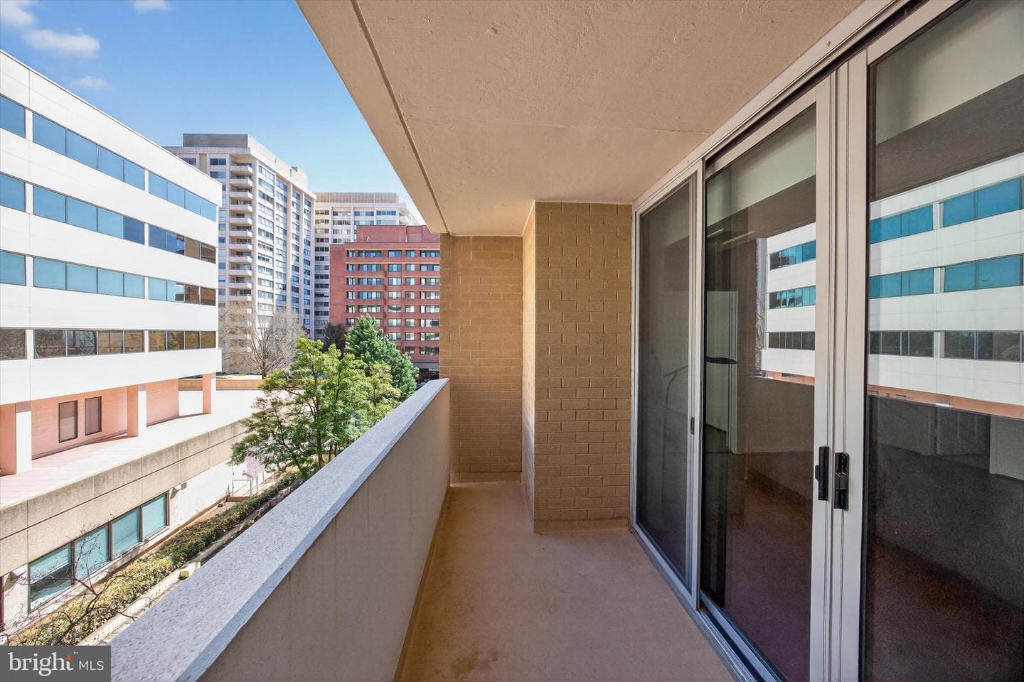 4601 N Park Avenue #417 photo 3
