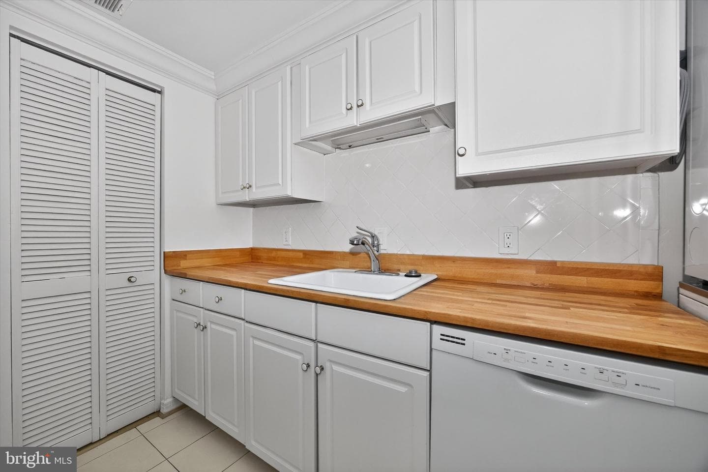 4601 N Park Avenue #417 photo 8