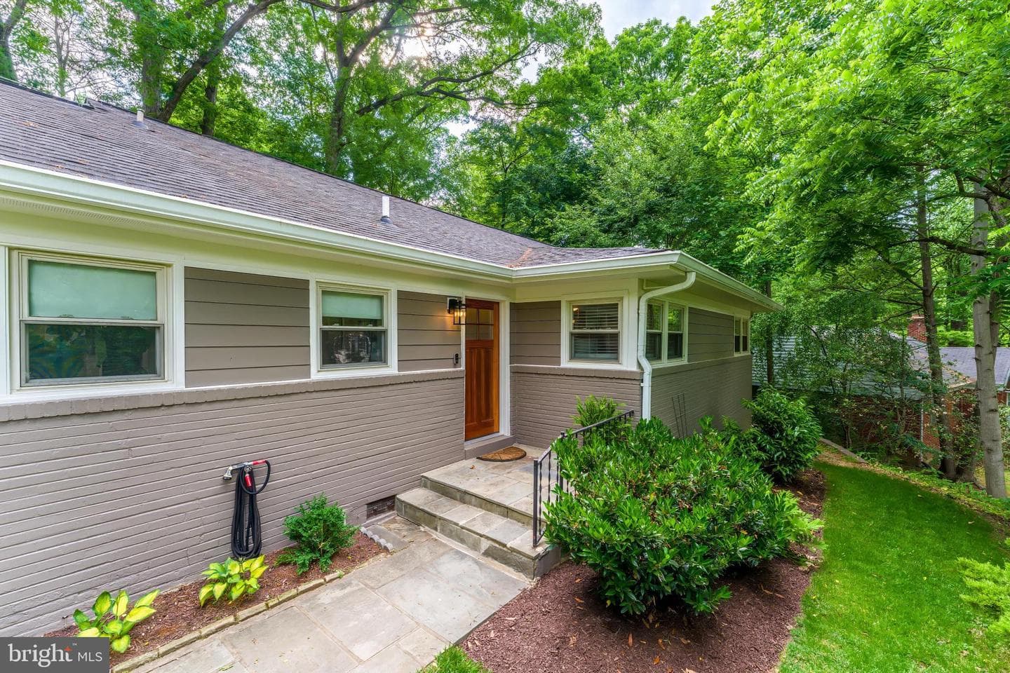 10400 Crestmoor Drive photo 29