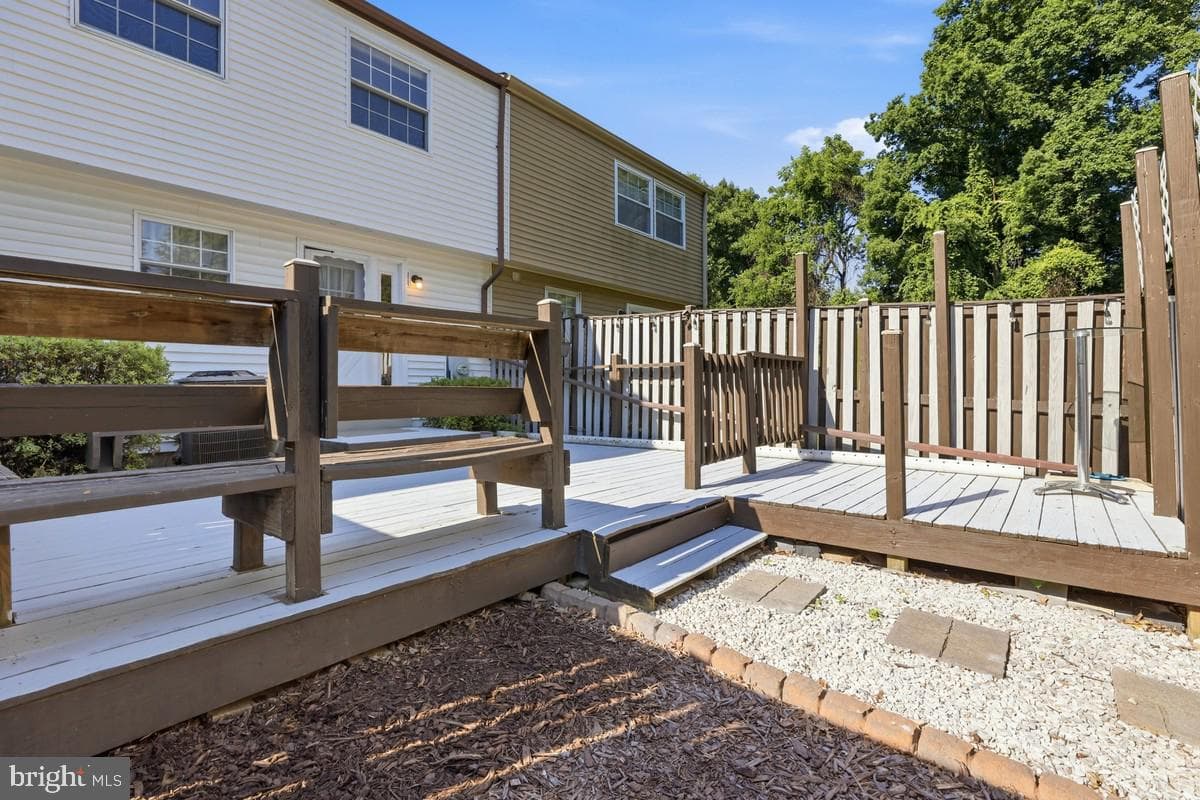 7807 Breezy Down Terrace photo 35