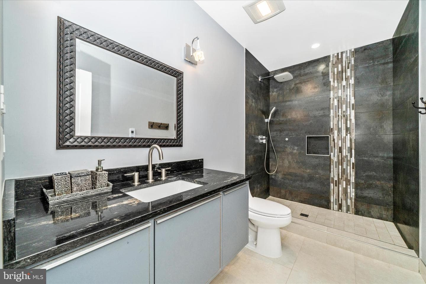10221 Tyburn Terrace photo 50