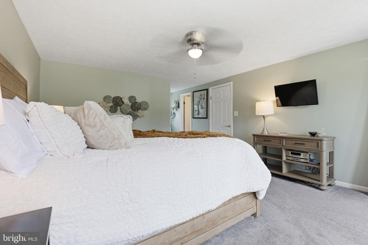 4205 White Tulip Court photo 18