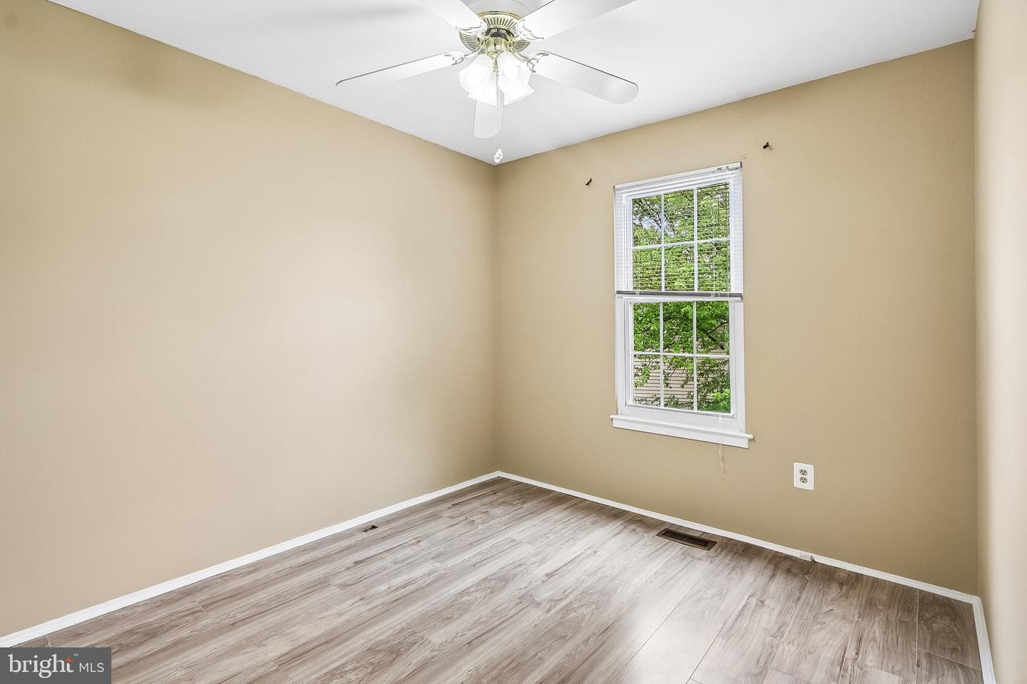 18726 Pikeview Drive photo 19