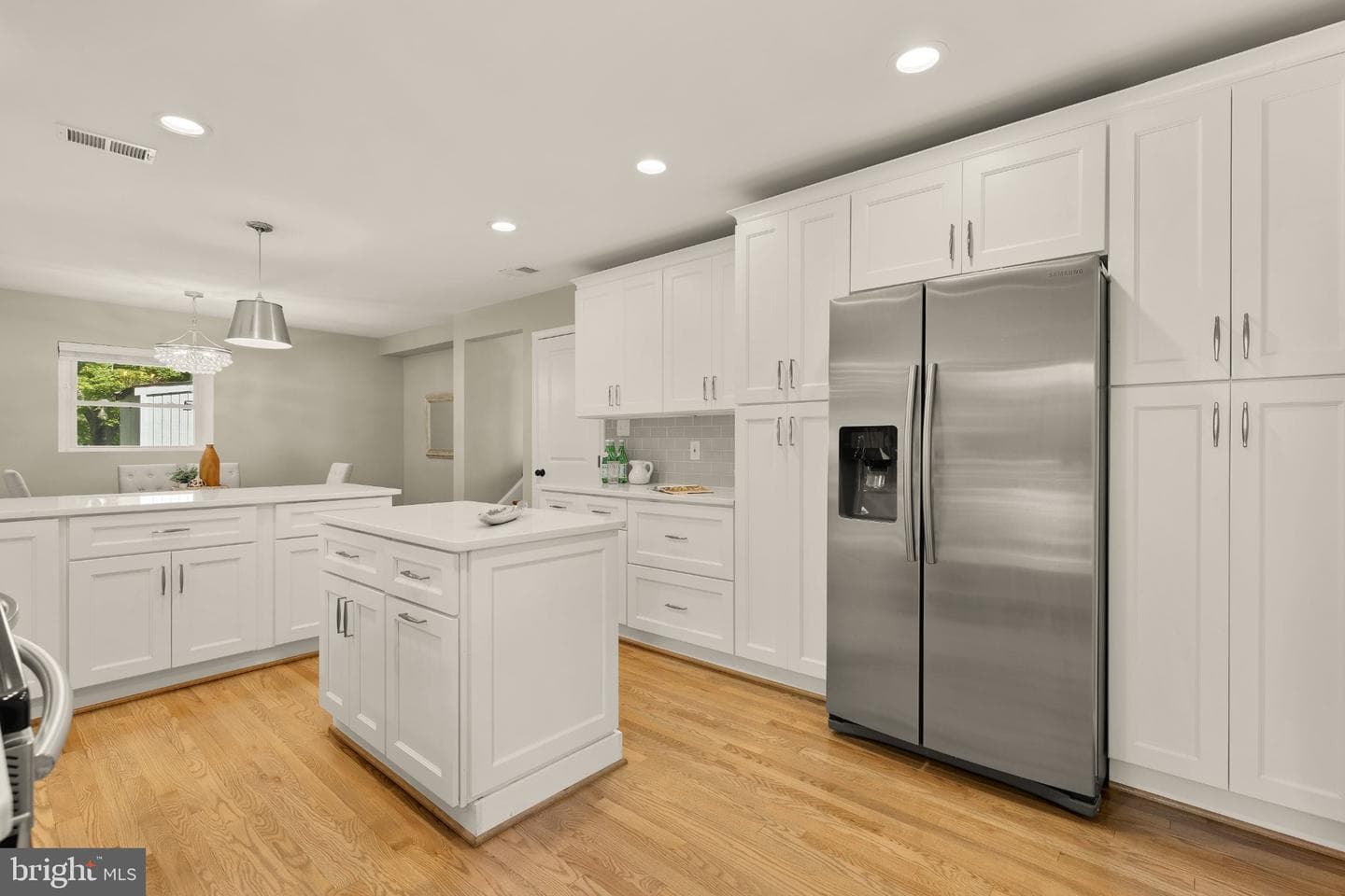 10210 Carroll Place photo 13