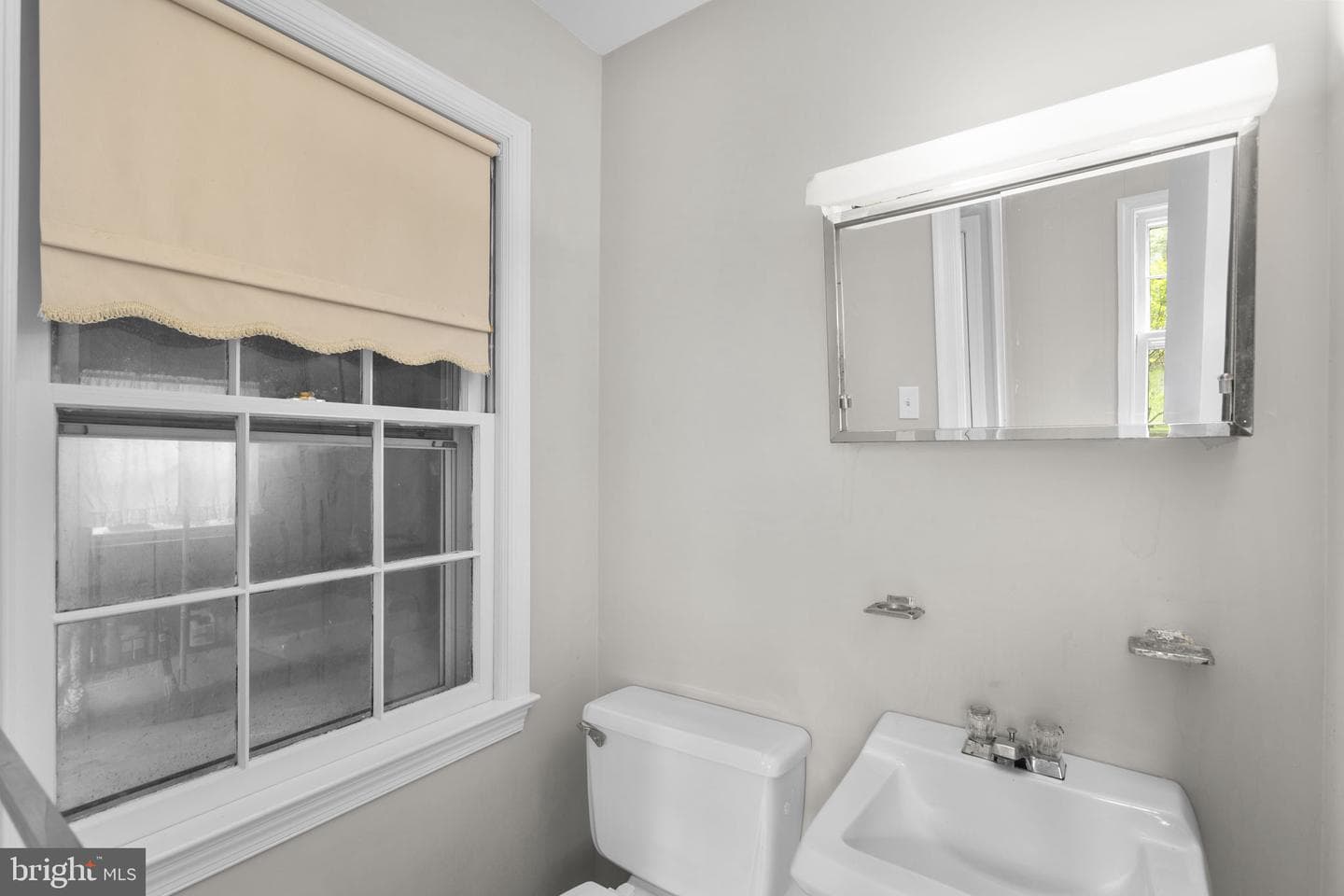1585 Kimblewick Road photo 32