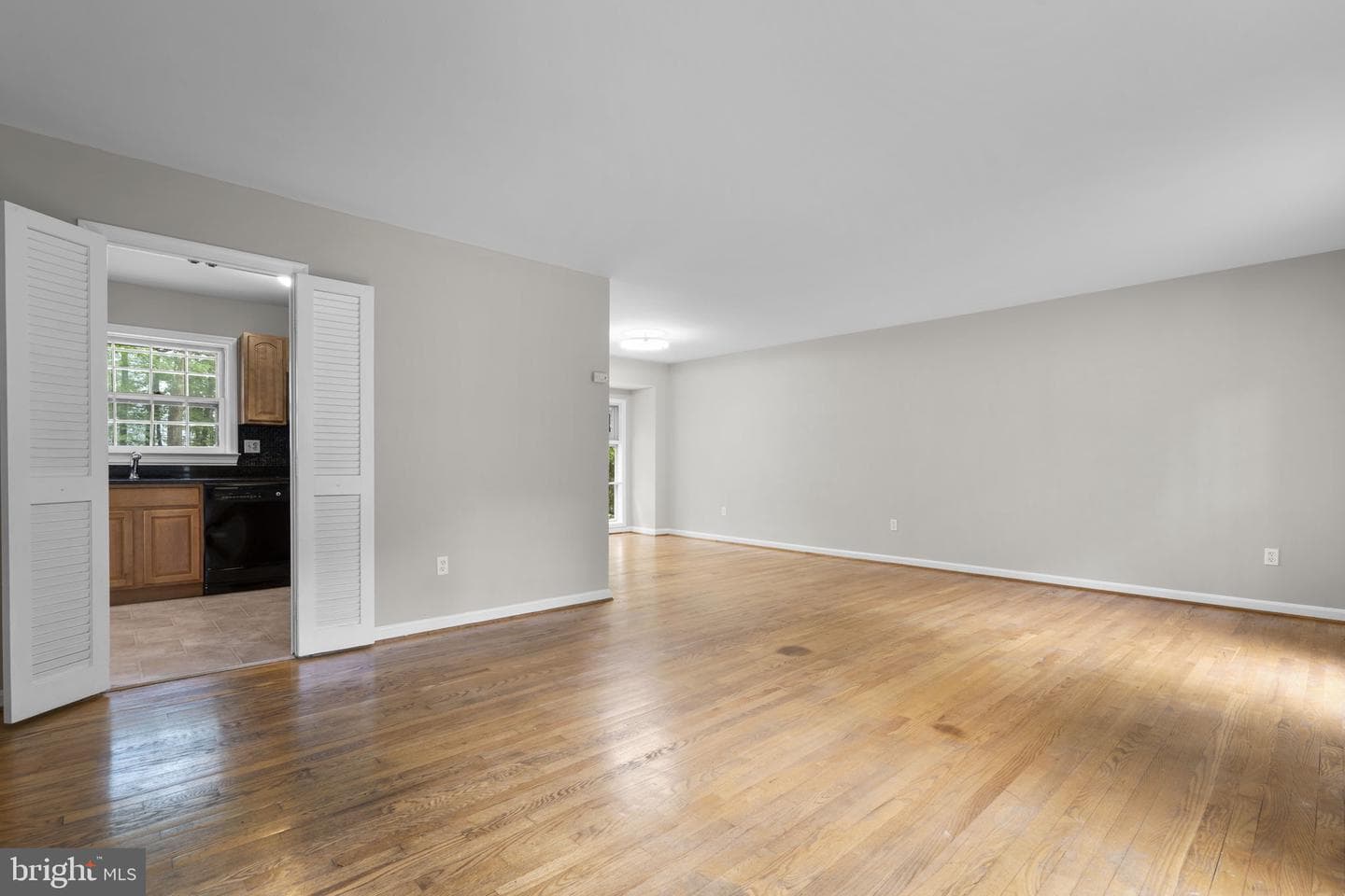 1585 Kimblewick Road photo 7