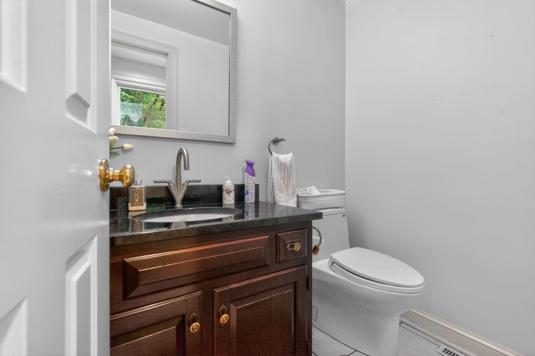 13600 Valley Drive photo 26
