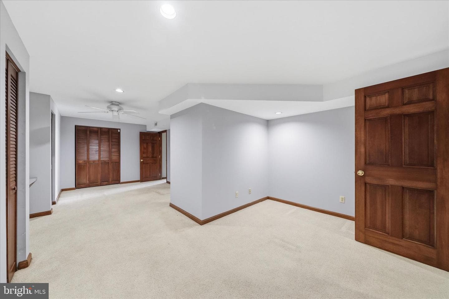 10025 Blue Banner Dr photo 38