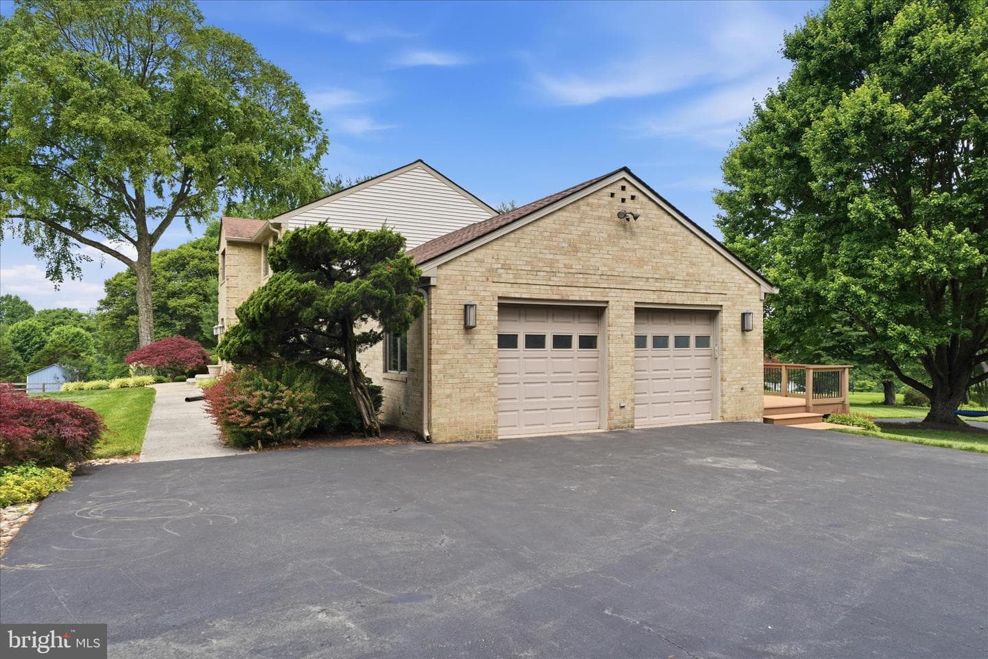 10025 Blue Banner Dr photo 47