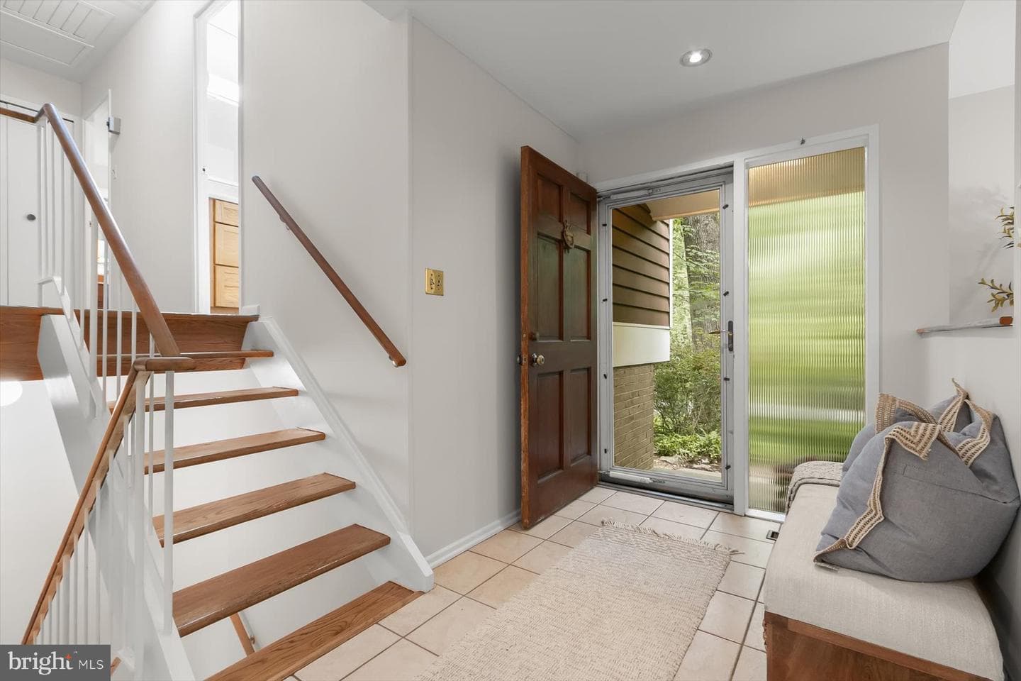 8108 Hamilton Spring Road photo 4