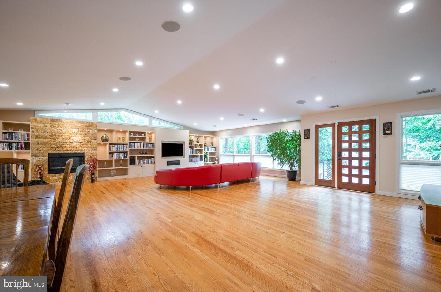 8313 Still Spring Court photo 4