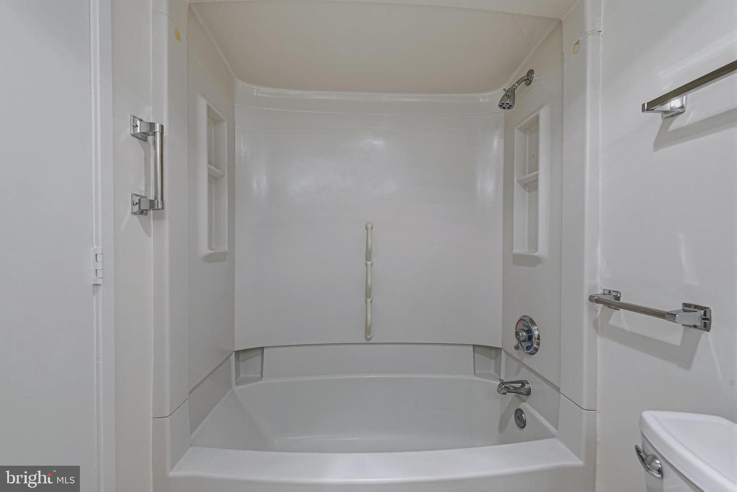 3330 N Leisure World Blvd # 5-102 photo 27