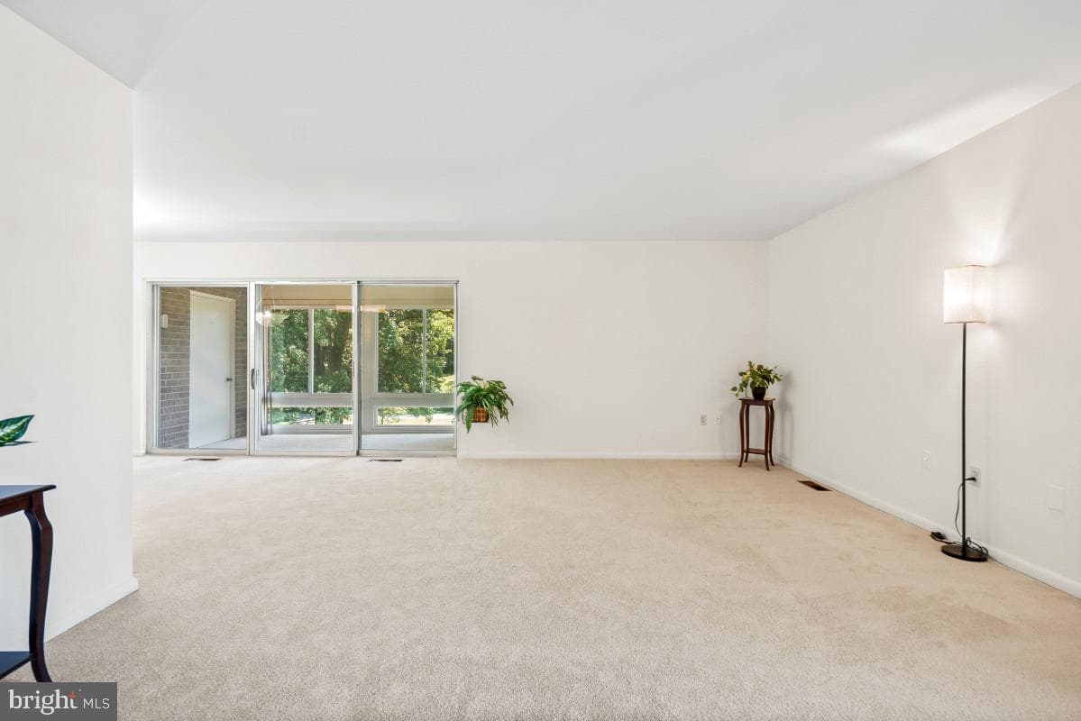 3374 Chiswick Court #56-2d photo 13
