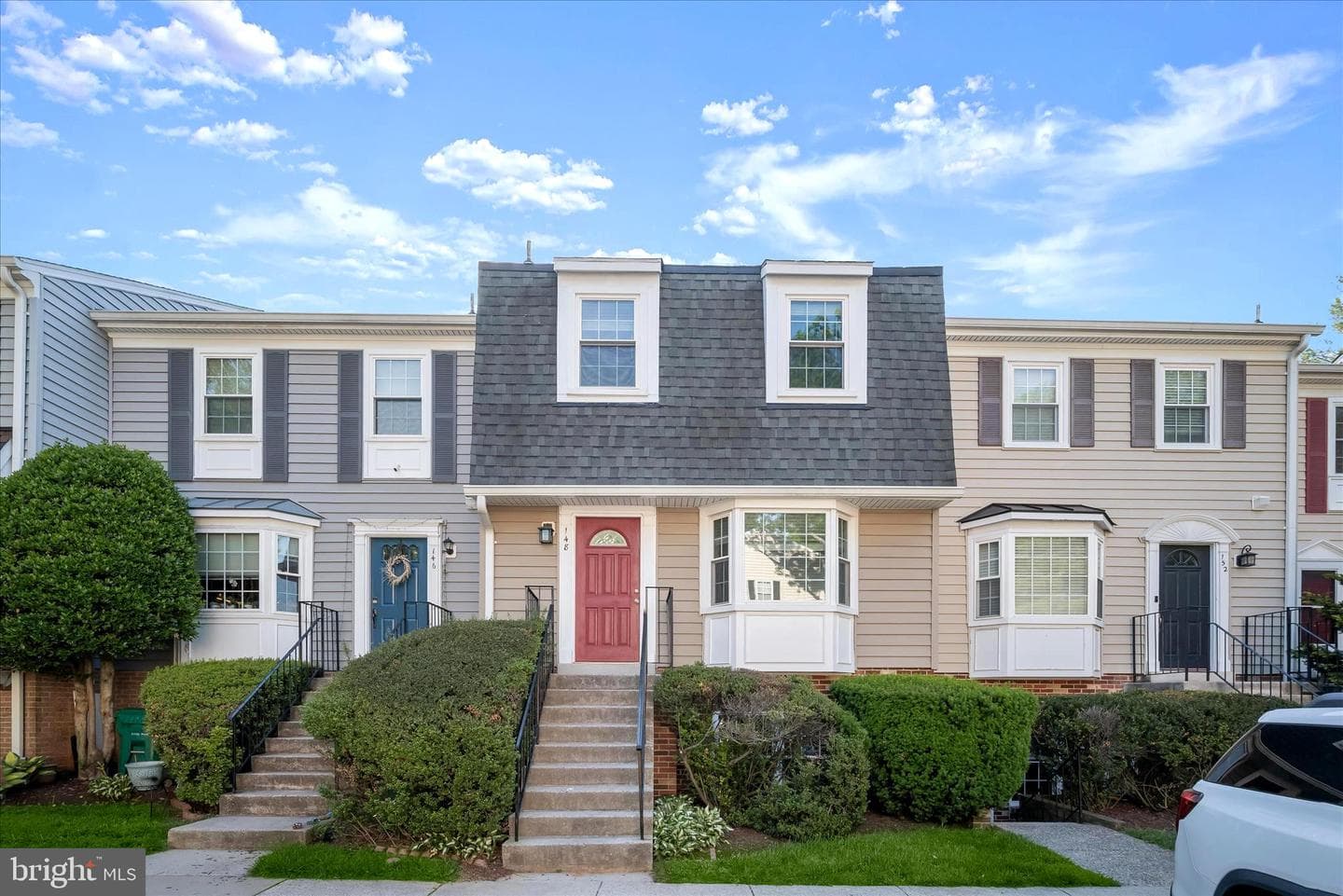 148 Barnsfield Court #204