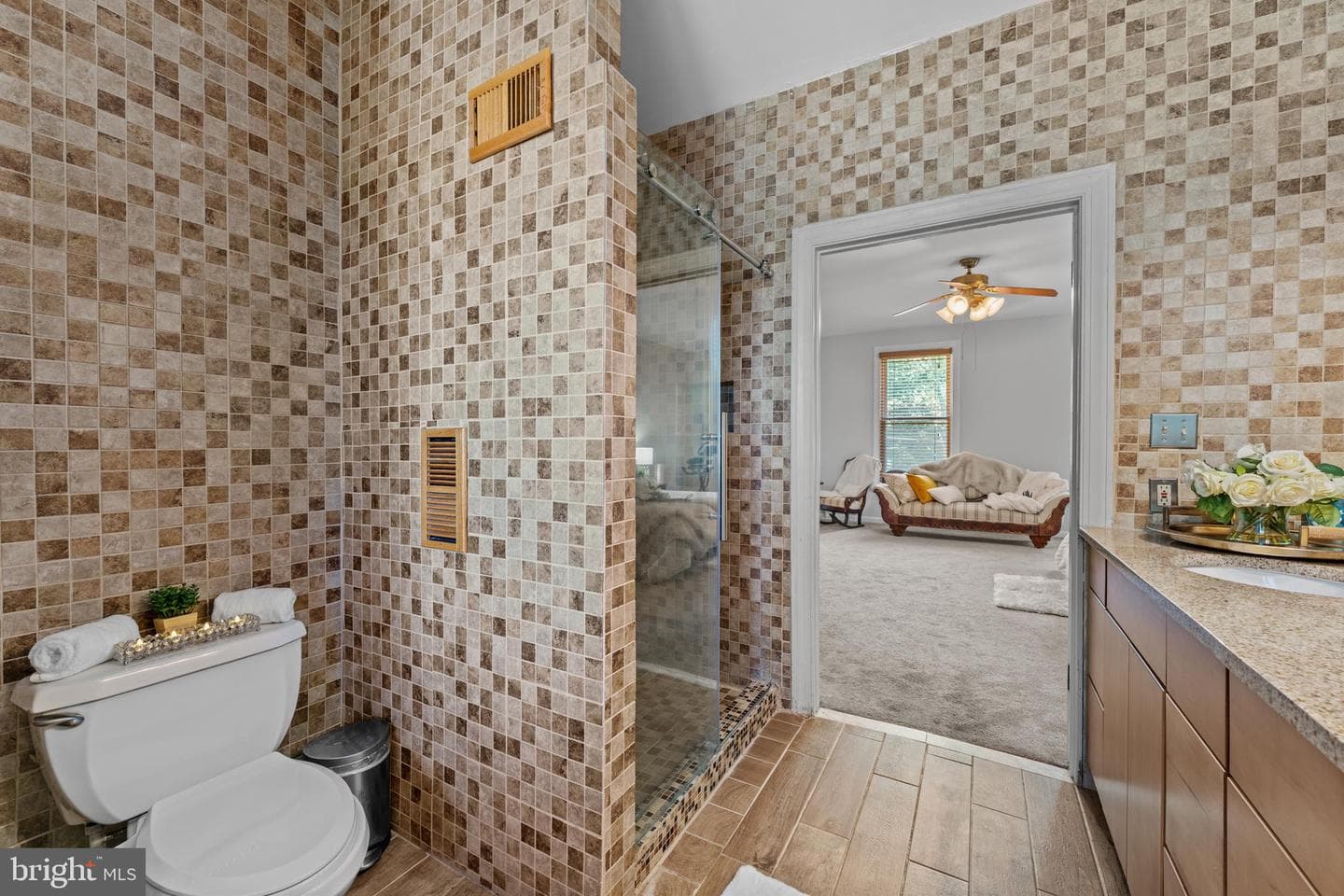 11906 Claridge Road photo 17